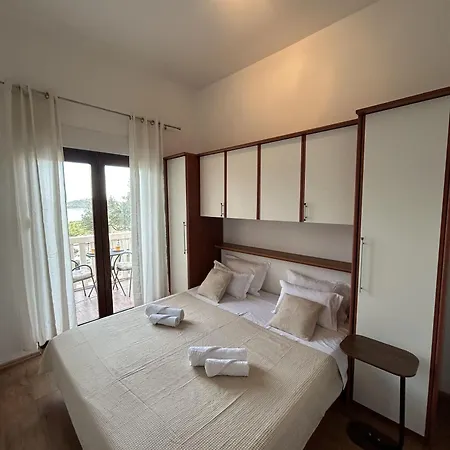 Apartment Kiara Near The