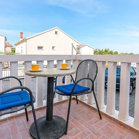 Kiara Near The Dolac