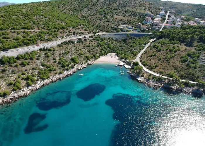 Kiara Near The Dolac